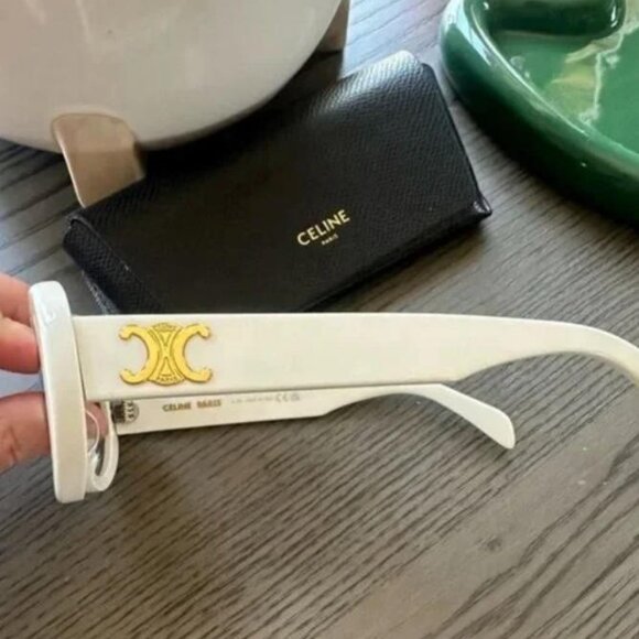 Celine Triomphe CL40194U Sunglasses - Like New with Original Box & Dust Bag - Picture 7 of 7